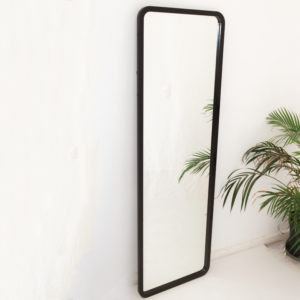Leaning Mirror Retro